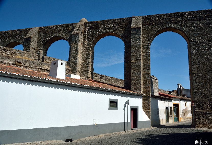 Evora (Portugal), Aqua de Prata Aquaduct